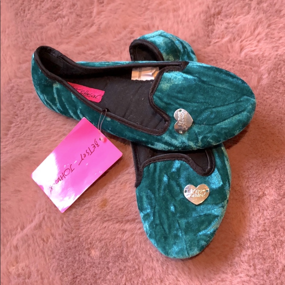Betsey Johnson Velvet Slippers